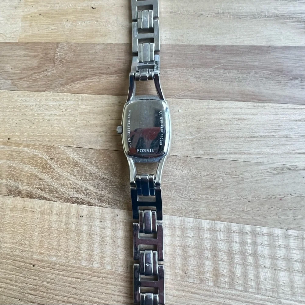 Fossil ladies crystal accented dress bracelet watch NEW BATTERY